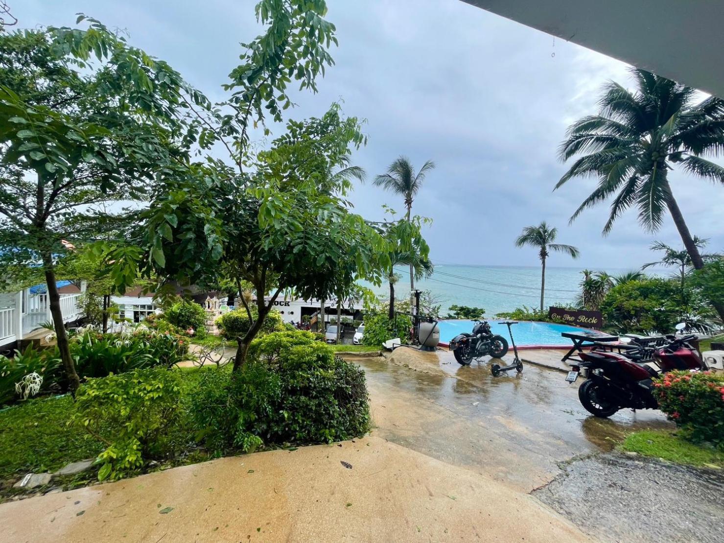Naiharn On The Rock Resort Phuket Nai Harn Bagian luar foto